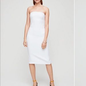 Aritzia brees dress in black